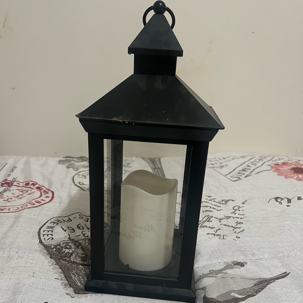 LED lantern ( BUY 2 GET 1 FREE)